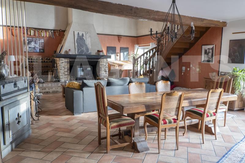 Maison de domaine équestre - 220 m² - 9 pièces