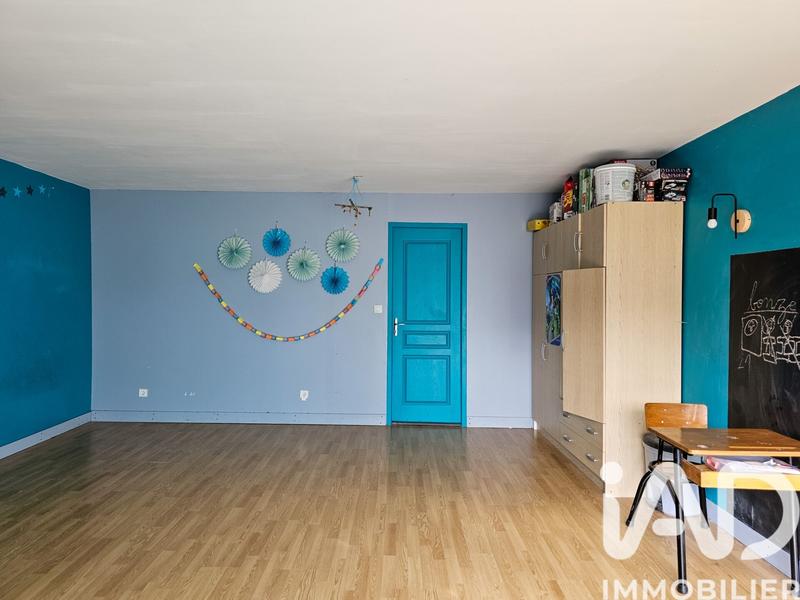Maison - 220 m² - 5 pièces