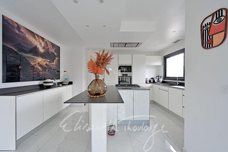 Maison - 118 m² - 5 pièces