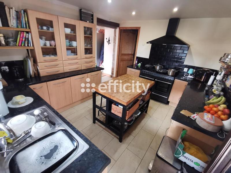 Maison - 170 m² - 7 pièces