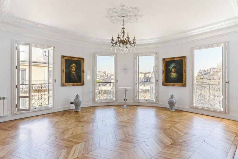 Duplex - 310 m² - 8 pièces