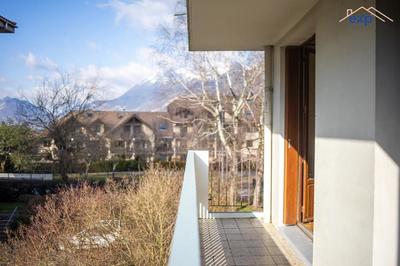 Appartement - 91 m² - 6 pièces