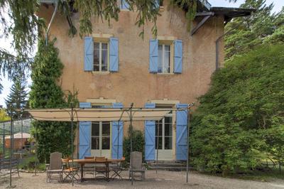 Maison de maîtres - 368 m² - 12 pièces