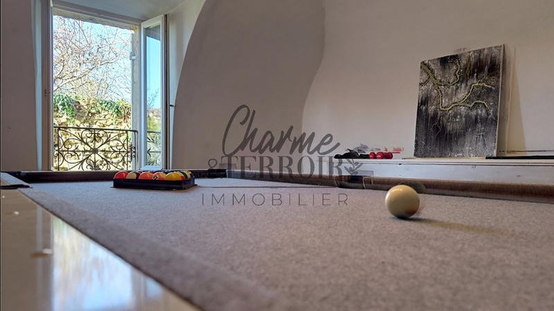 Mas - 228 m² - 10 pièces