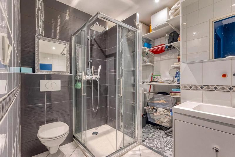 Appartement - 172 m² - 6 pièces