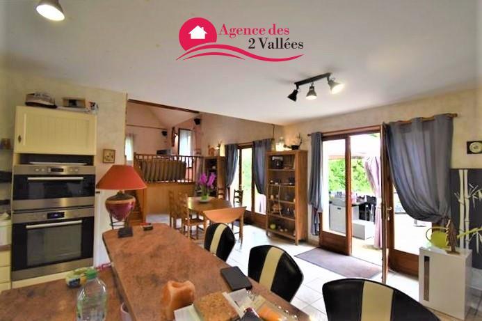 Maison - 135 m² - 6 pièces