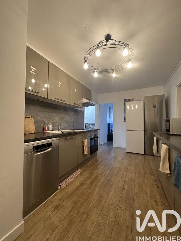 Appartement - 101 m² - 6 pièces