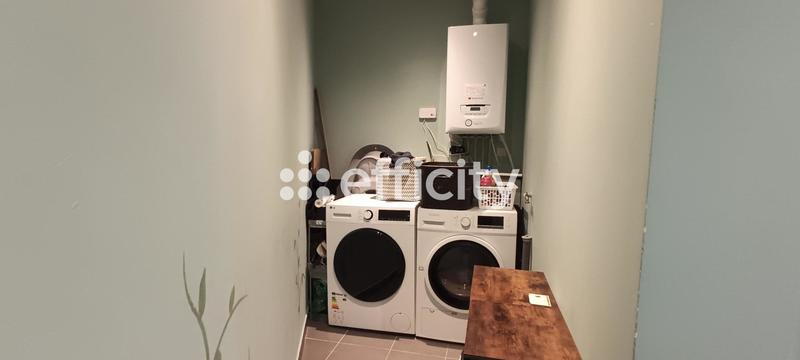 Maison - 97 m² - 5 pièces