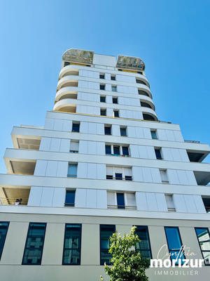 Appartement - 114 m² - 5 pièces