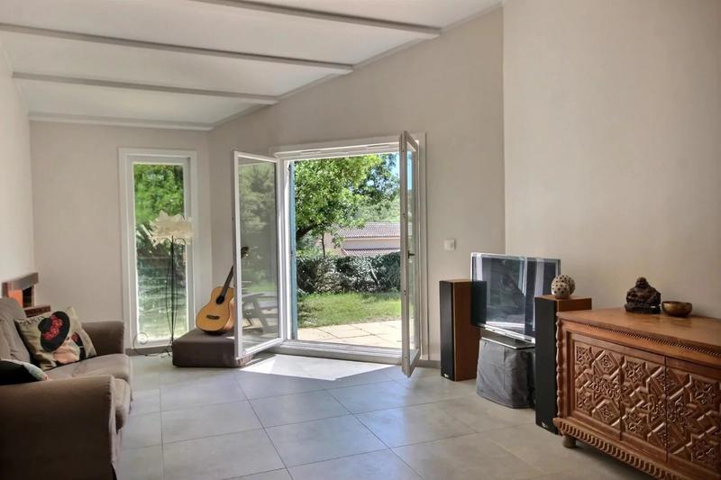 Maison - 91 m² - 5 pièces