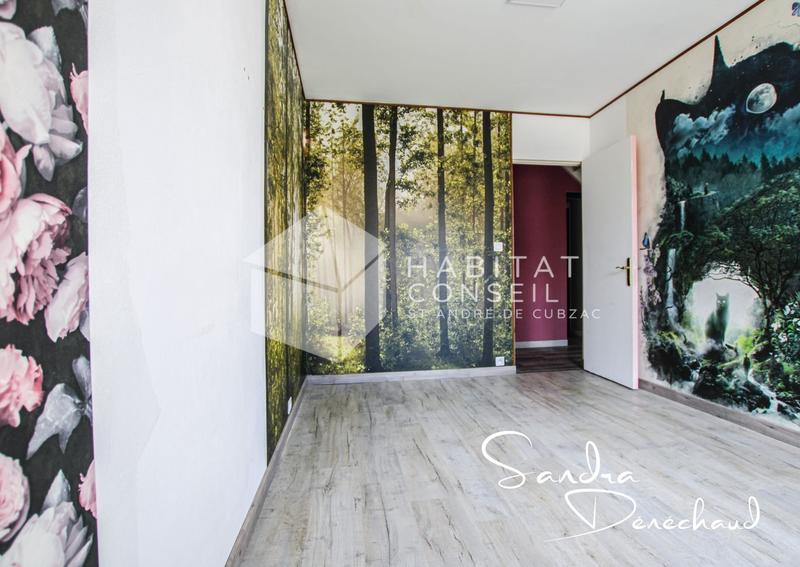 Maison - 216 m² - 8 pièces