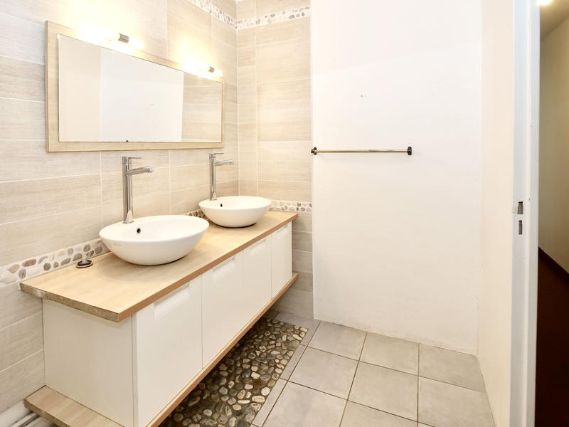 Appartement - 80 m² - 4 pièces