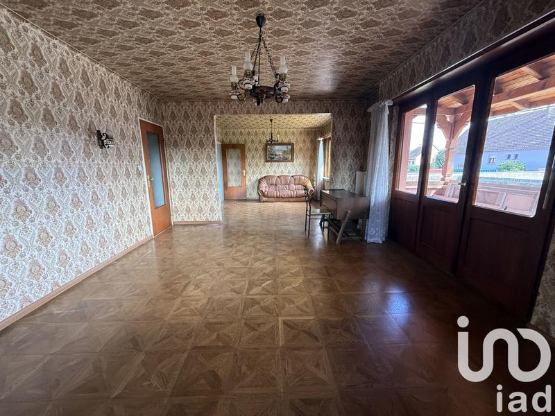 Maison - 273 m² - 9 pièces