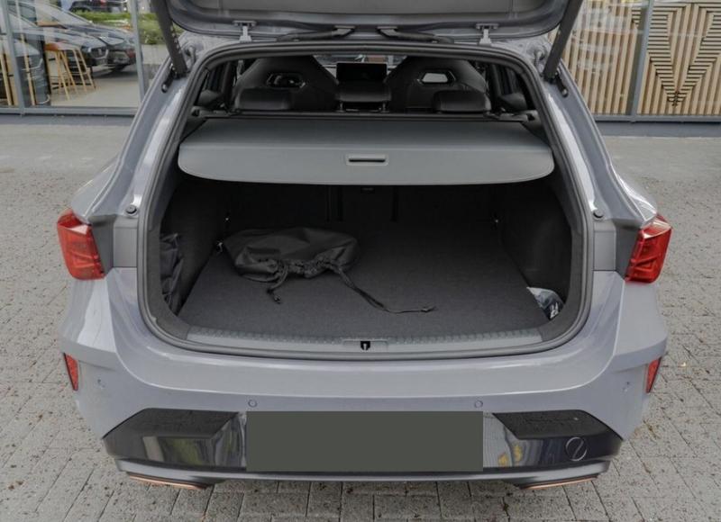 Cupra Leon Sportstourer Vz 272 Hybride Rechargeable Neuf / Toit Ouvrant Volant Supersport Sennheiser Regulateur de Distance Caméra Recul