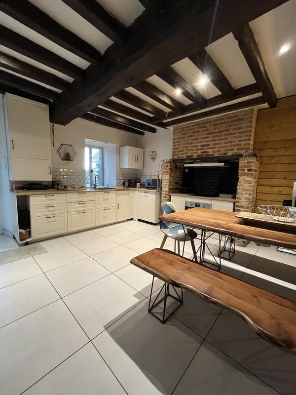 Maison - 1 158 m² - 6 pièces