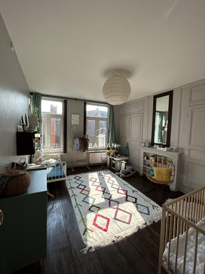 Maison - 290 m² - 8 pièces