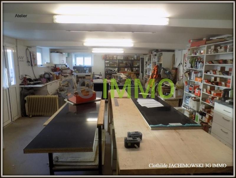 Maison - 212 m² - 10 pièces