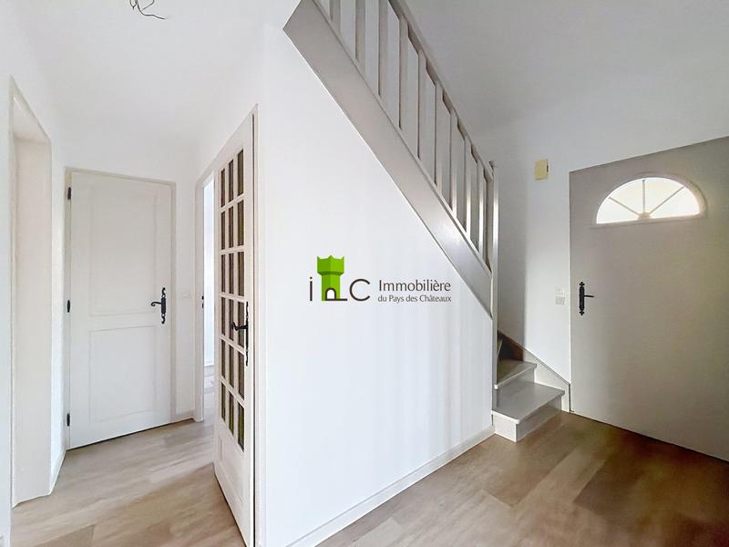 Maison - 104 m² - 6 pièces