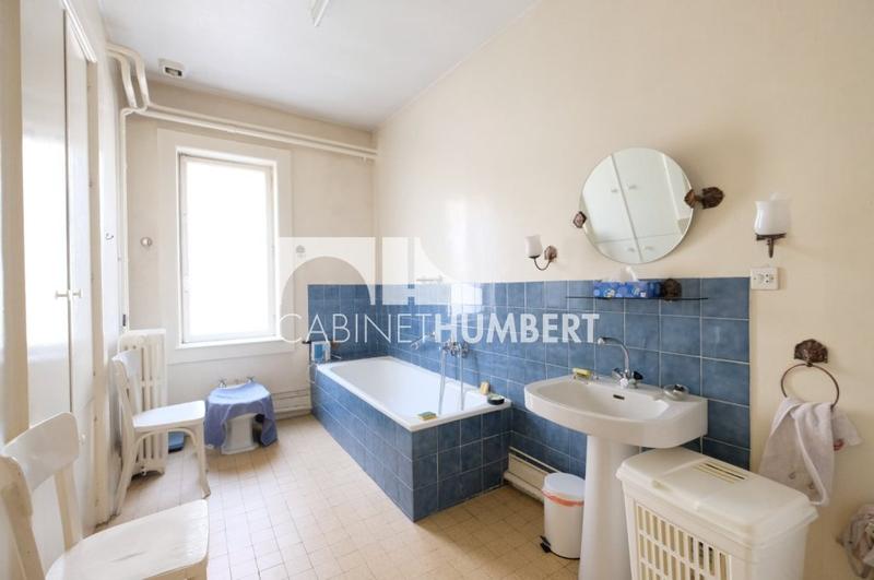 Appartement - 231 m² - 7 pièces