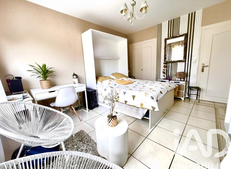 Appartement - 82 m² - 3 pièces