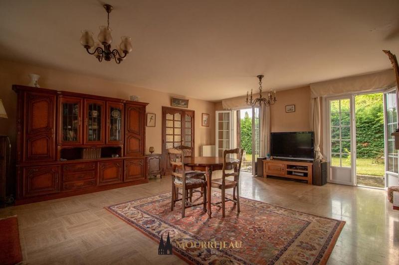 Maison - 94 m² - 5 pièces