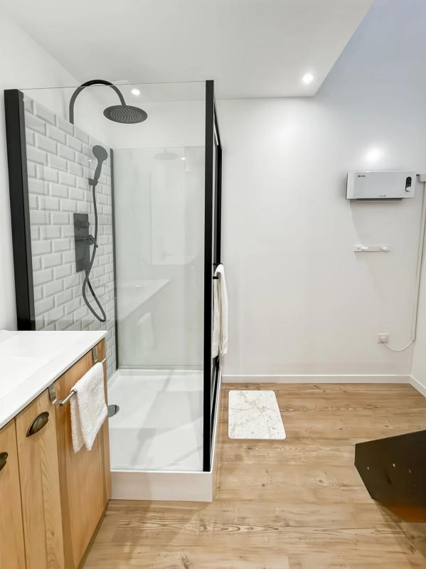 Appartement - 200 m² - 9 pièces