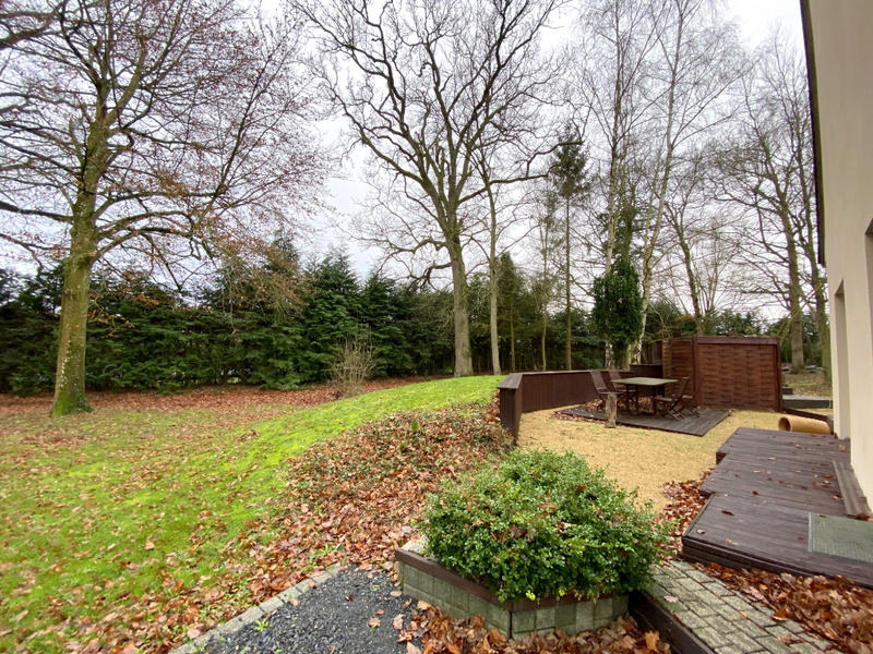 Maison - 260 m² - 8 pièces