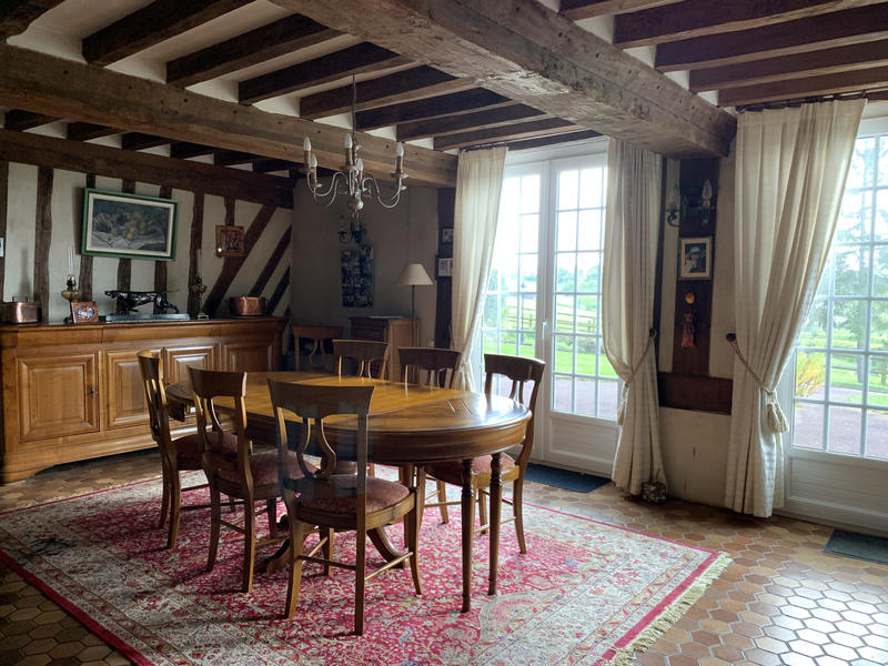 Maison - 185 m² - 7 pièces