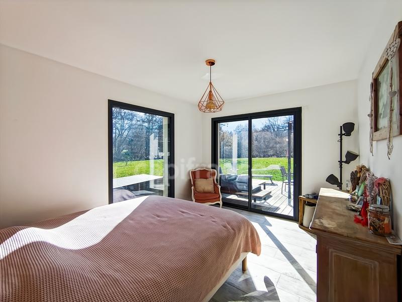 Maison - 163 m² - 6 pièces