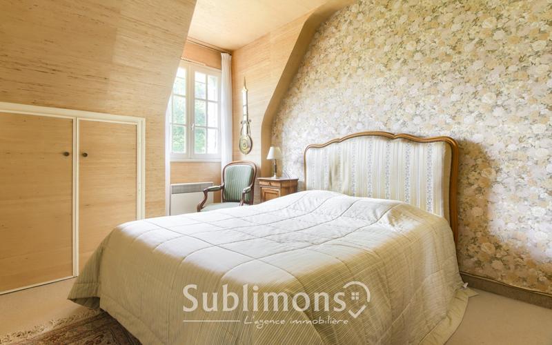 Maison - 168 m² - 7 pièces