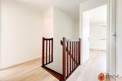 Maison - 106 m² - 6 pièces