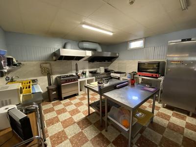 Appartement - 556 m² - 20 pièces