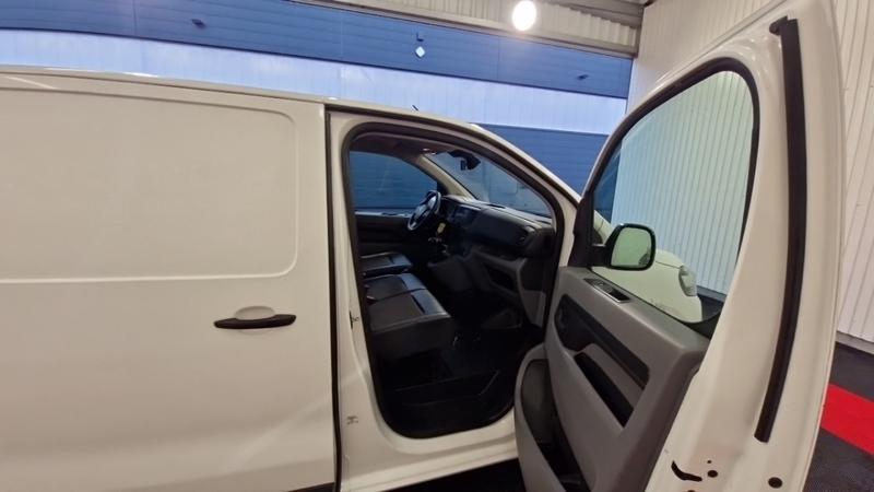 Citroën Jumpy m bluehdi 120 ss club 300 nm