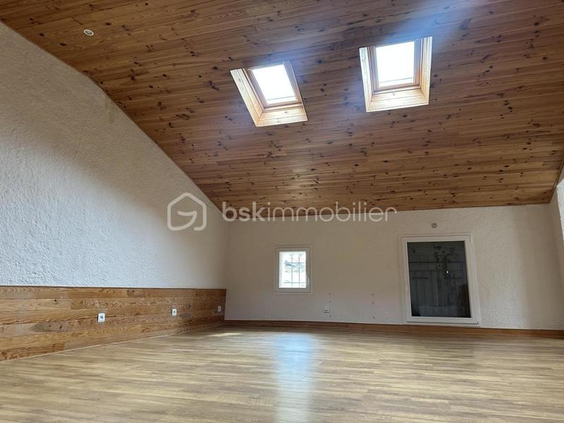 Maison de village - 140 m² - 5 pièces