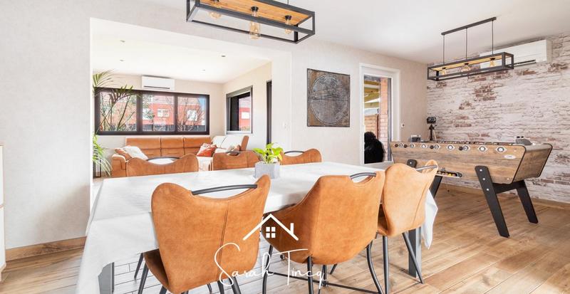 Maison - 105 m² - 5 pièces