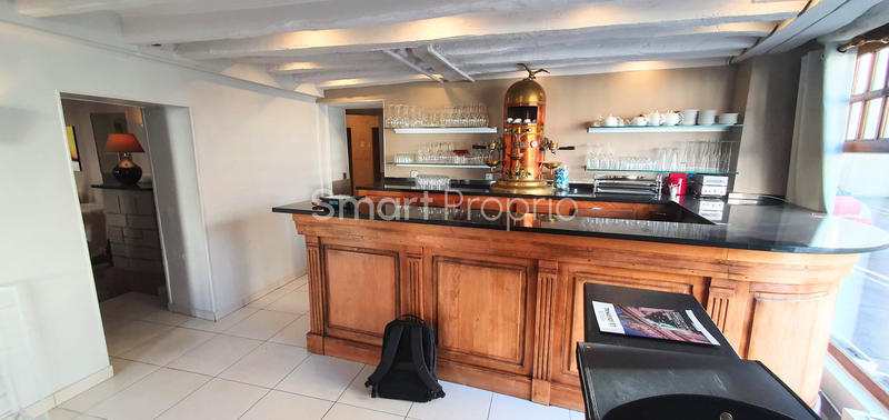 Immeuble - 300 m² - 12 pièces