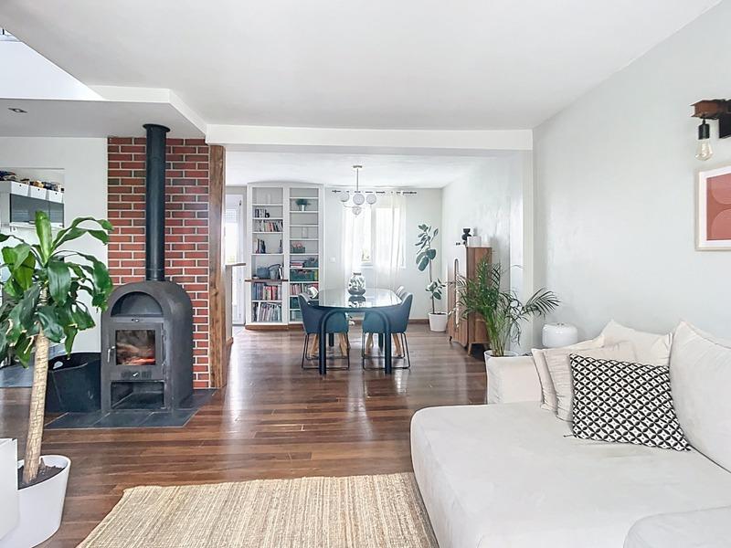 Maison - 148 m² - 8 pièces