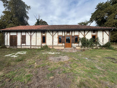 Maison - 144 m² - 8 pièces