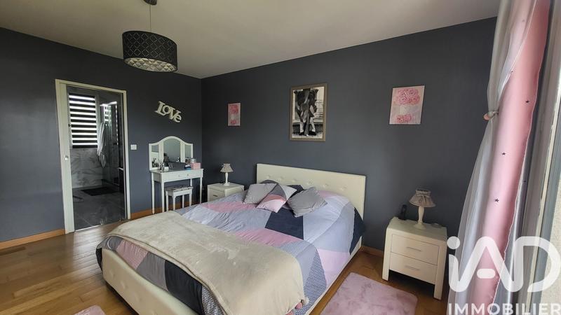 Maison - 133 m² - 7 pièces