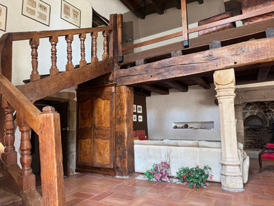 Maison de village - 310 m² - 14 pièces