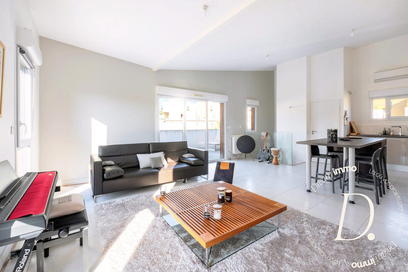 Appartement - 90 m² - 4 pièces