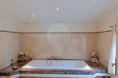 Maison - 197 m² - 6 pièces