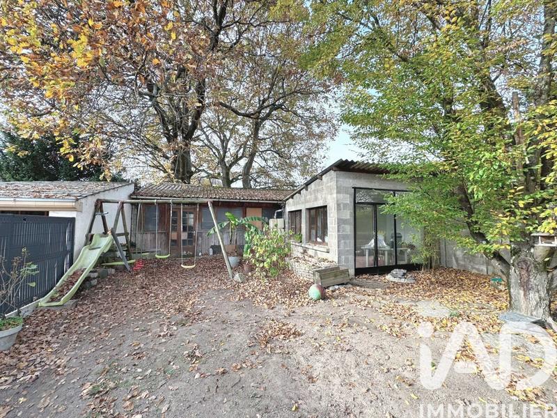 Maison - 121 m² - 6 pièces