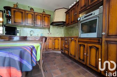 Maison - 325 m² - 6 pièces