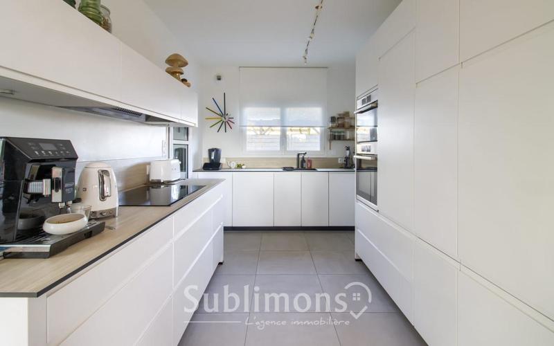 Maison - 113 m² - 5 pièces