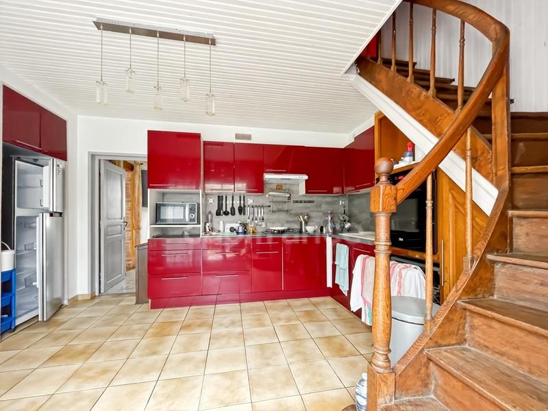 Maison - 141 m² - 6 pièces