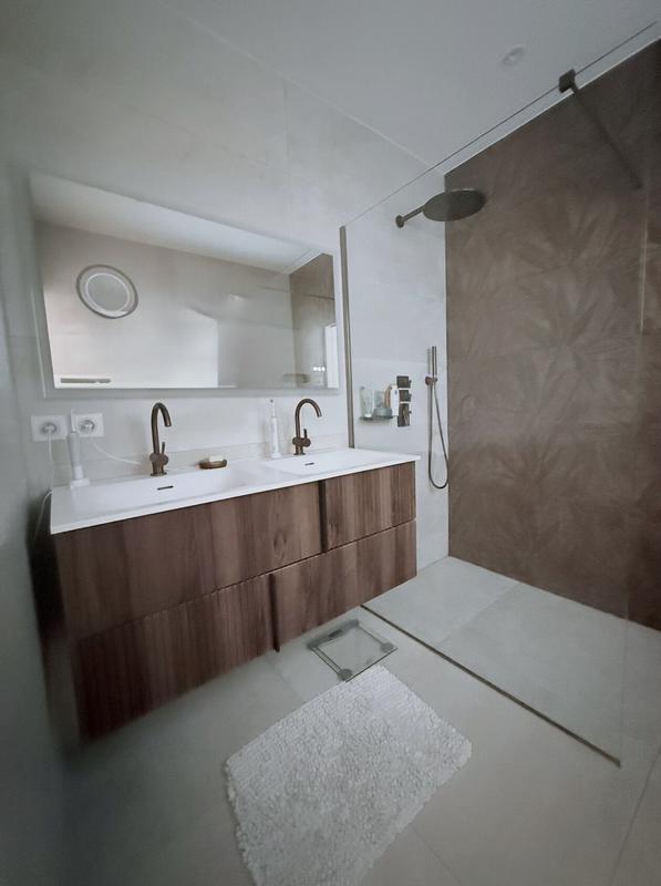 Appartement - 140 m² - 7 pièces