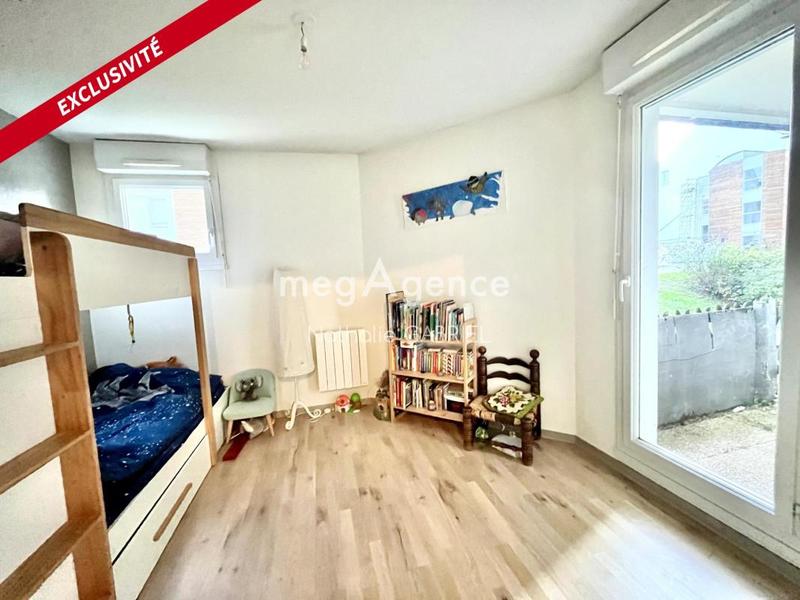 Appartement - 92 m² - 5 pièces