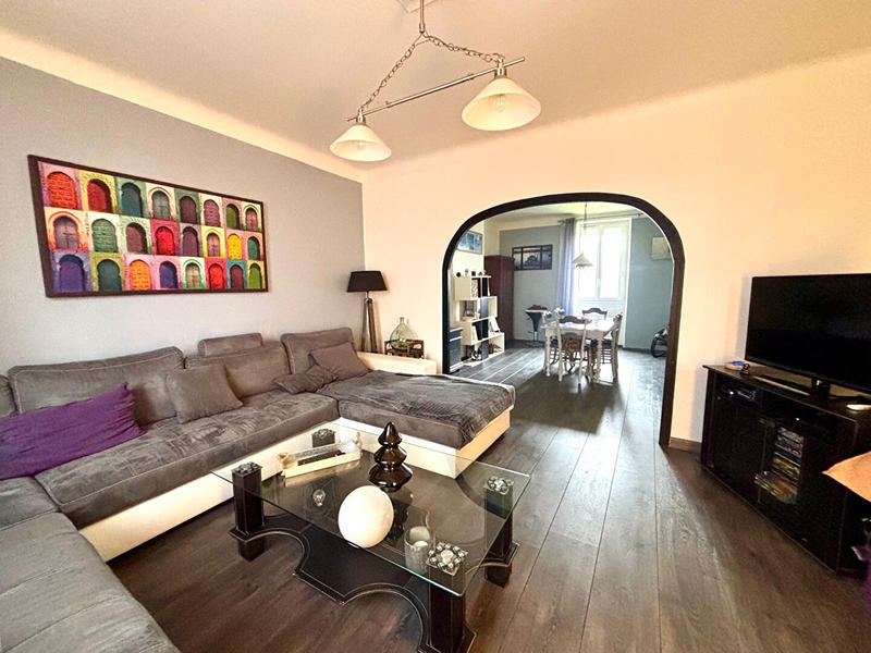 Maison - 192 m² - 6 pièces