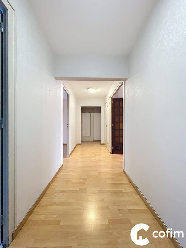 Appartement - 96 m² - 4 pièces